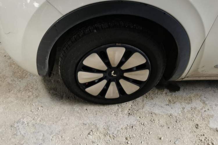 Used Wuling Bingo 2024 333 km Enjoyment Version Left Front Wheel Hub