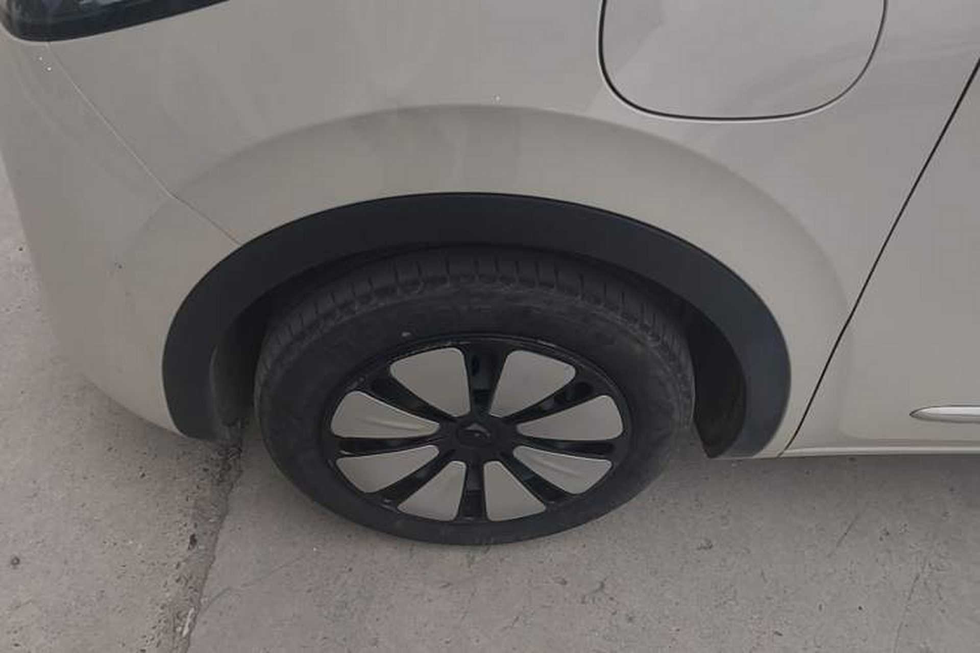 Used Wuling Bingo 2024 333 km Enjoyment Version Left Front Wheel Hub
