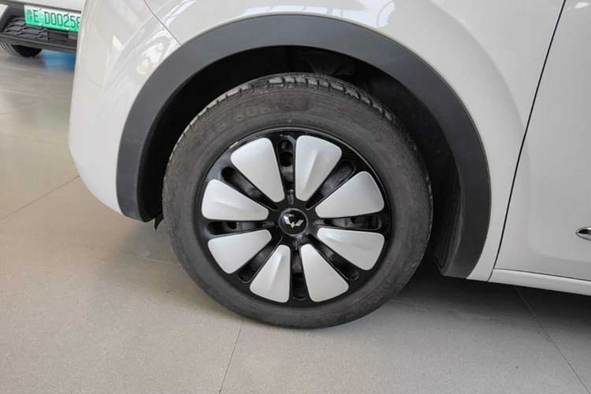 Used Wuling Bingo 2024 333 km Enjoyment Version Left Front Wheel Hub