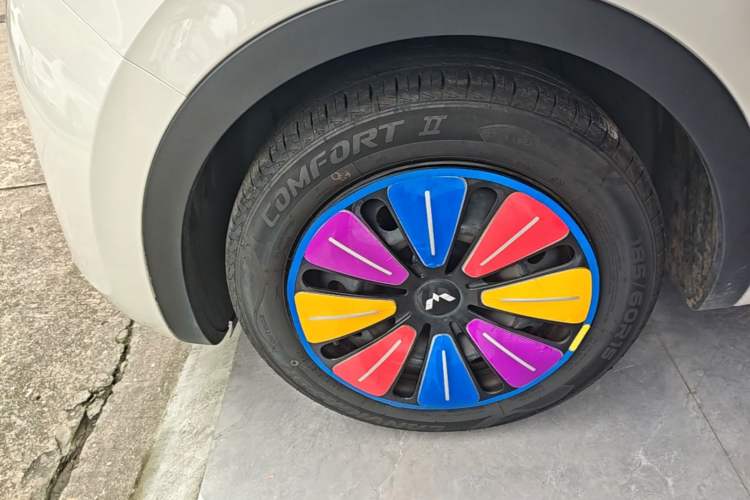 Used Wuling Bingo 2024 333 km Enjoyment Version Left Front Wheel Hub