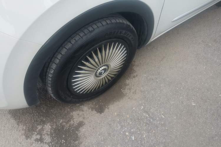 Used Wuling Bingo 2024 203km Light Edition Left Front Wheel Hub