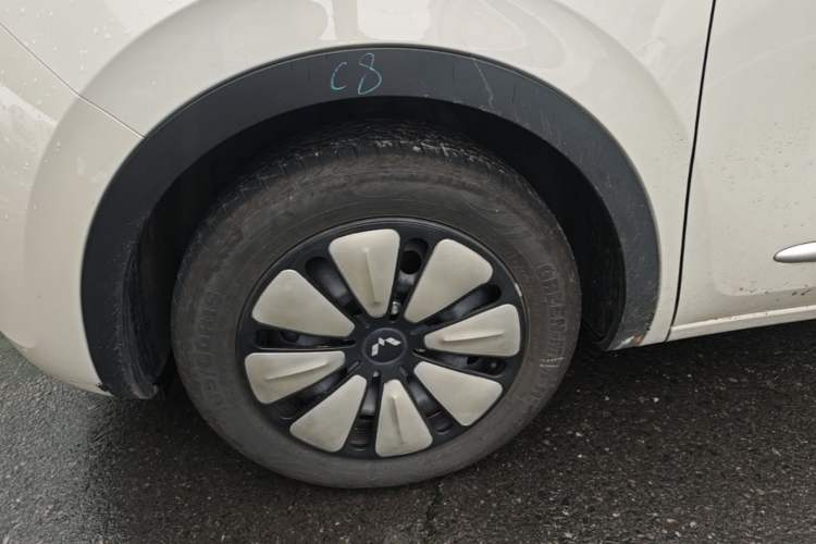 Used Wuling Bingo 2024 203km Light Edition Left Front Wheel Hub