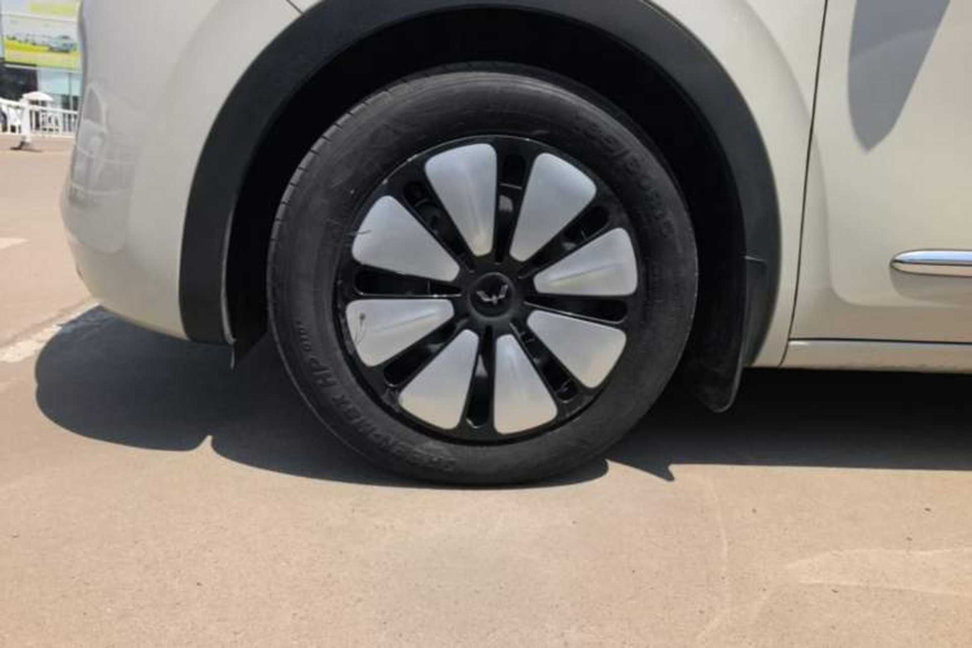 Used Wuling Bingo 2024 333 km Enjoyment Version Left Front Wheel Hub