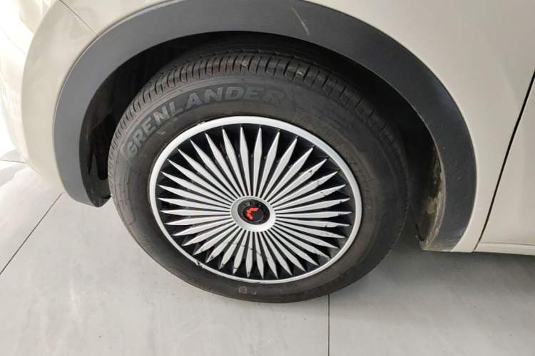 Used Wuling Bingo 2024 333 km Enjoyment Version Left Front Wheel Hub