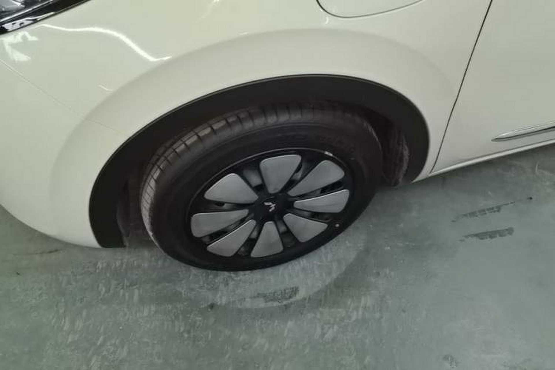 Used Wuling Bingo 2024 333 km Enjoyment Version Left Front Wheel Hub