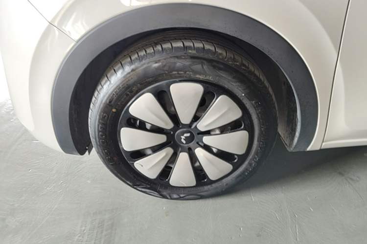 Used Wuling Bingo 2024 333 km Enjoyment Version Left Front Wheel Hub
