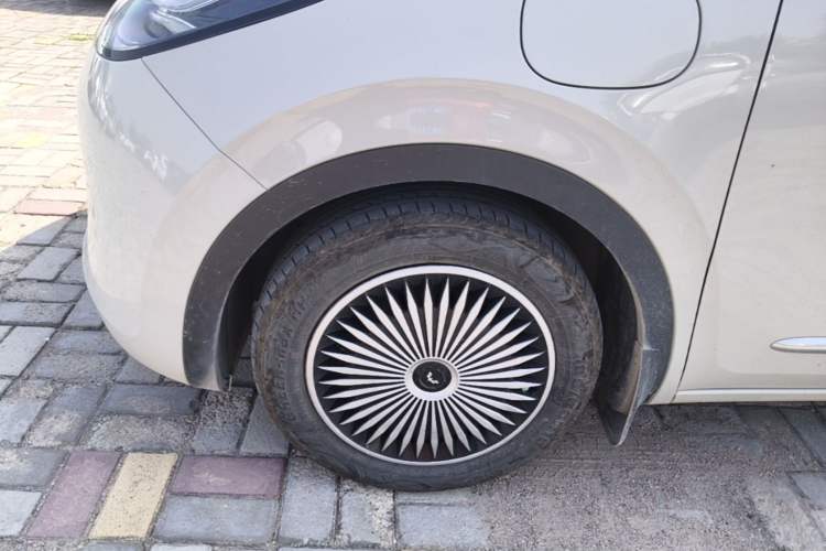 Used Wuling Bingo 2024 333 km Enjoyment Version Left Front Wheel Hub