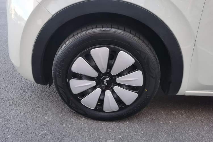 Used Wuling Bingo 2024 333 km Enjoyment Version Left Front Wheel Hub