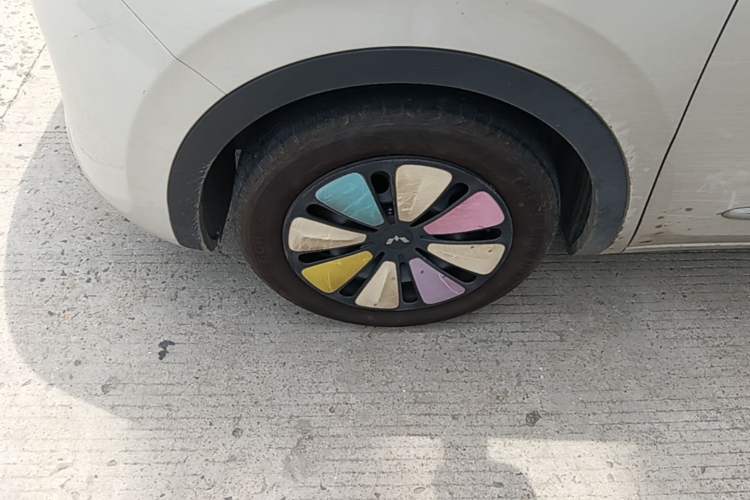 Used Wuling Bingo 2024 333 km Enjoyment Version Left Front Wheel Hub