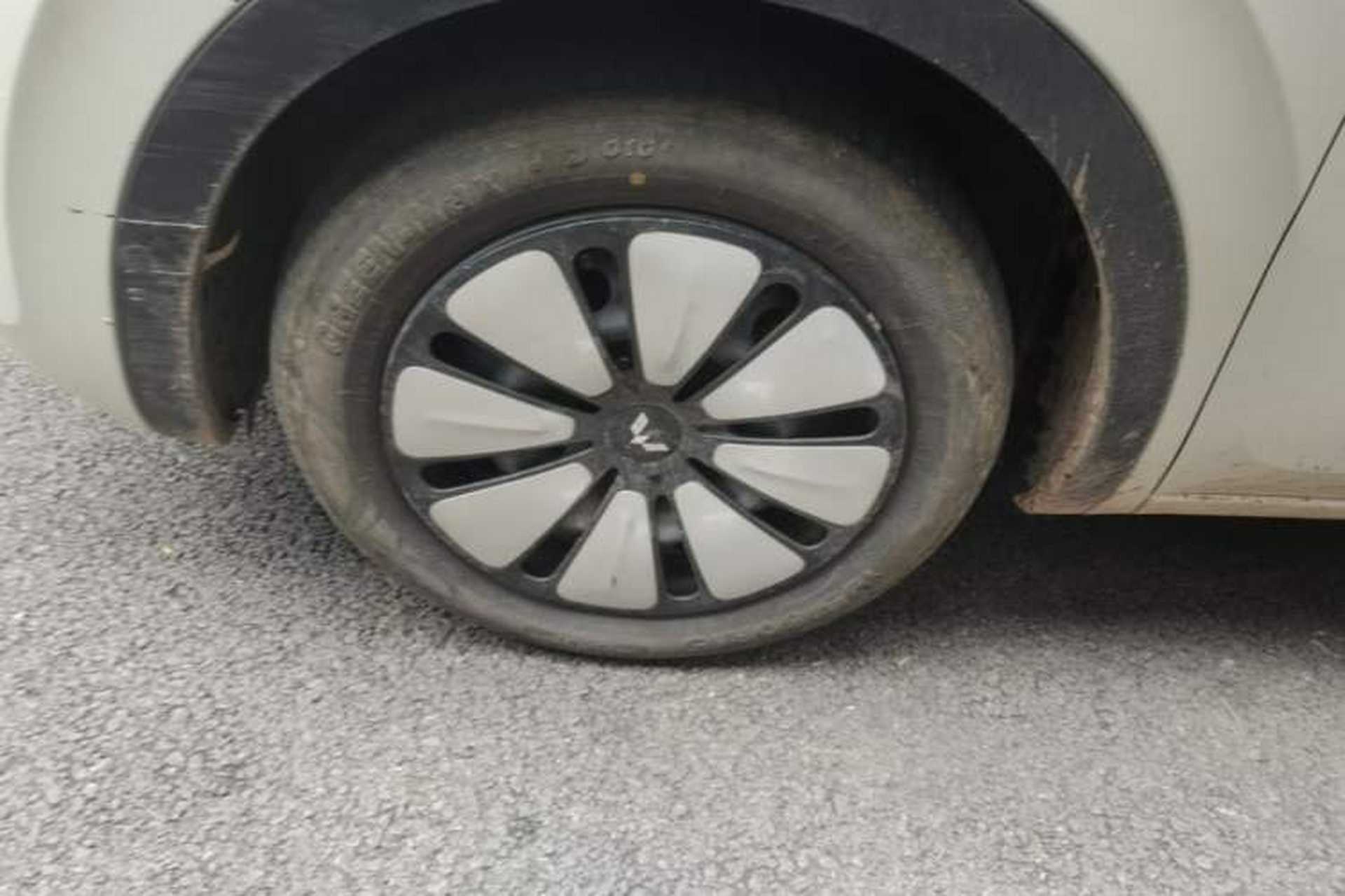 Used Wuling Bingo 2024 333 km Enjoyment Version Left Front Wheel Hub