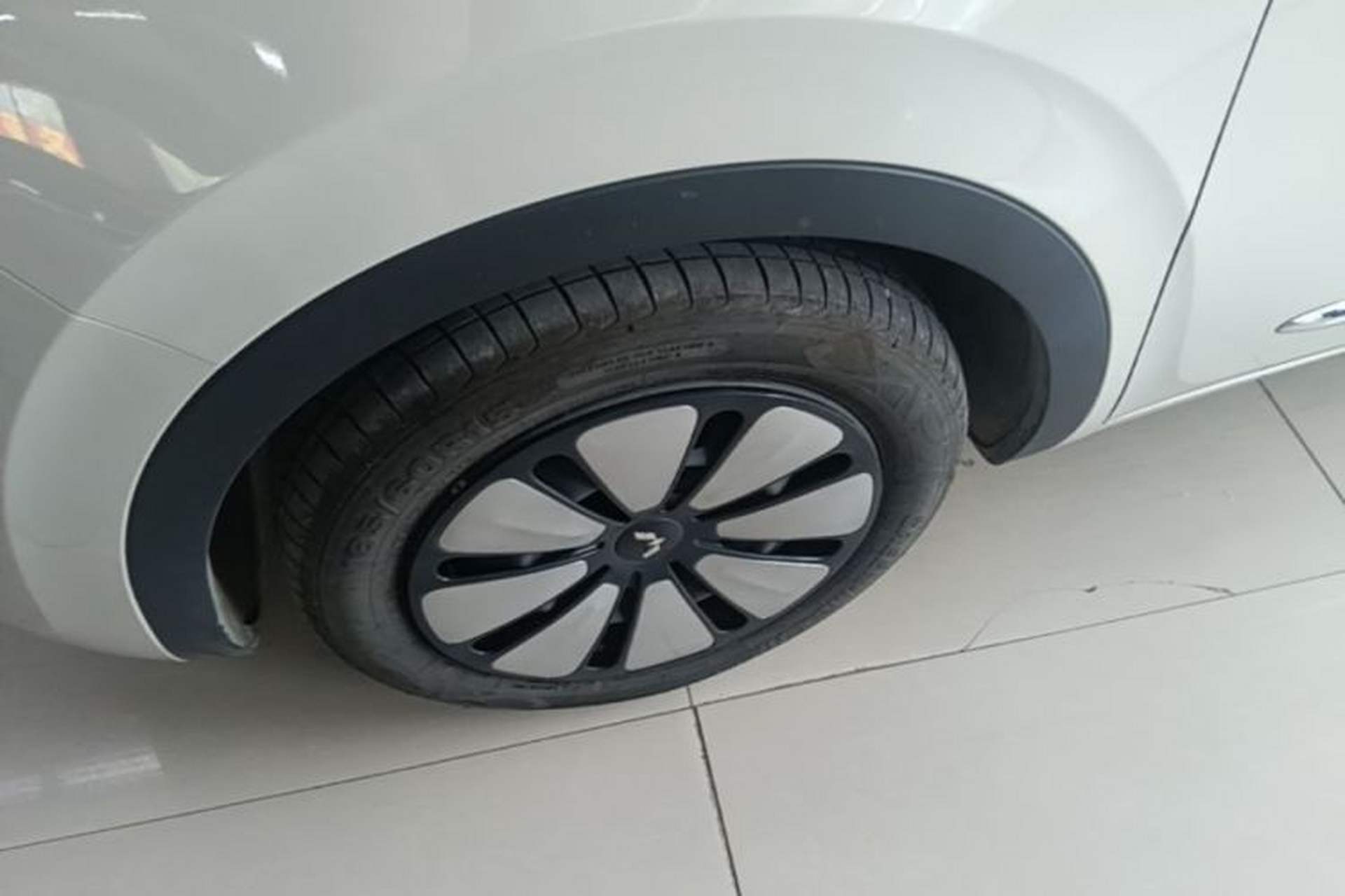 Used Wuling Bingo 2024 333 km Enjoyment Version Left Front Wheel Hub