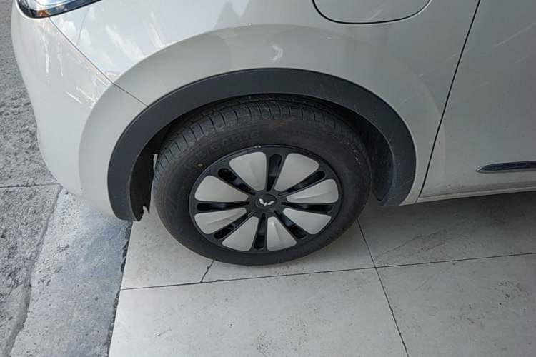 Used Wuling Bingo 2024 333 km Enjoyment Version Left Front Wheel Hub