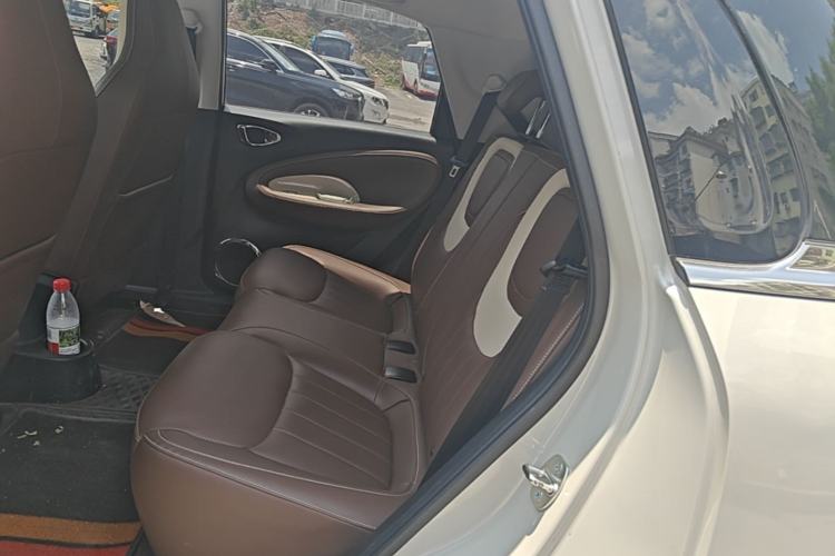 Used Wuling Bingo 2024 333 km Enjoyment Version Left Rear Seat