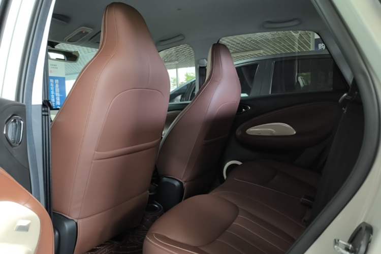 Used Wuling Bingo 2024 333 km Enjoyment Version Left Rear Seat