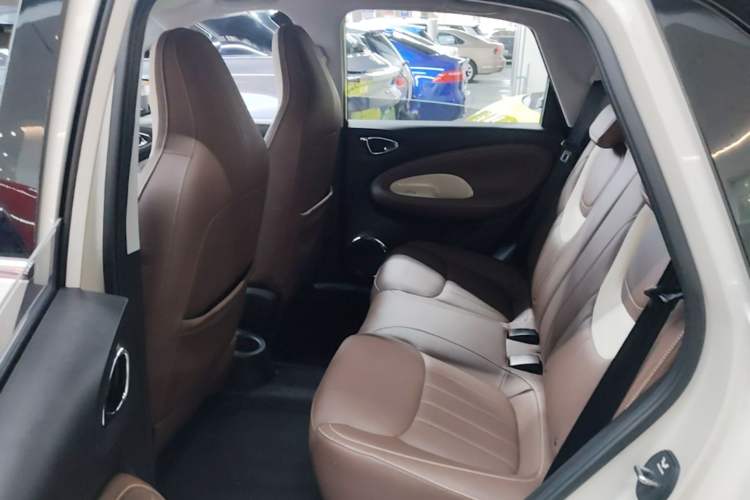 Used Wuling Bingo 2024 333 km Enjoyment Version Left Rear Seat