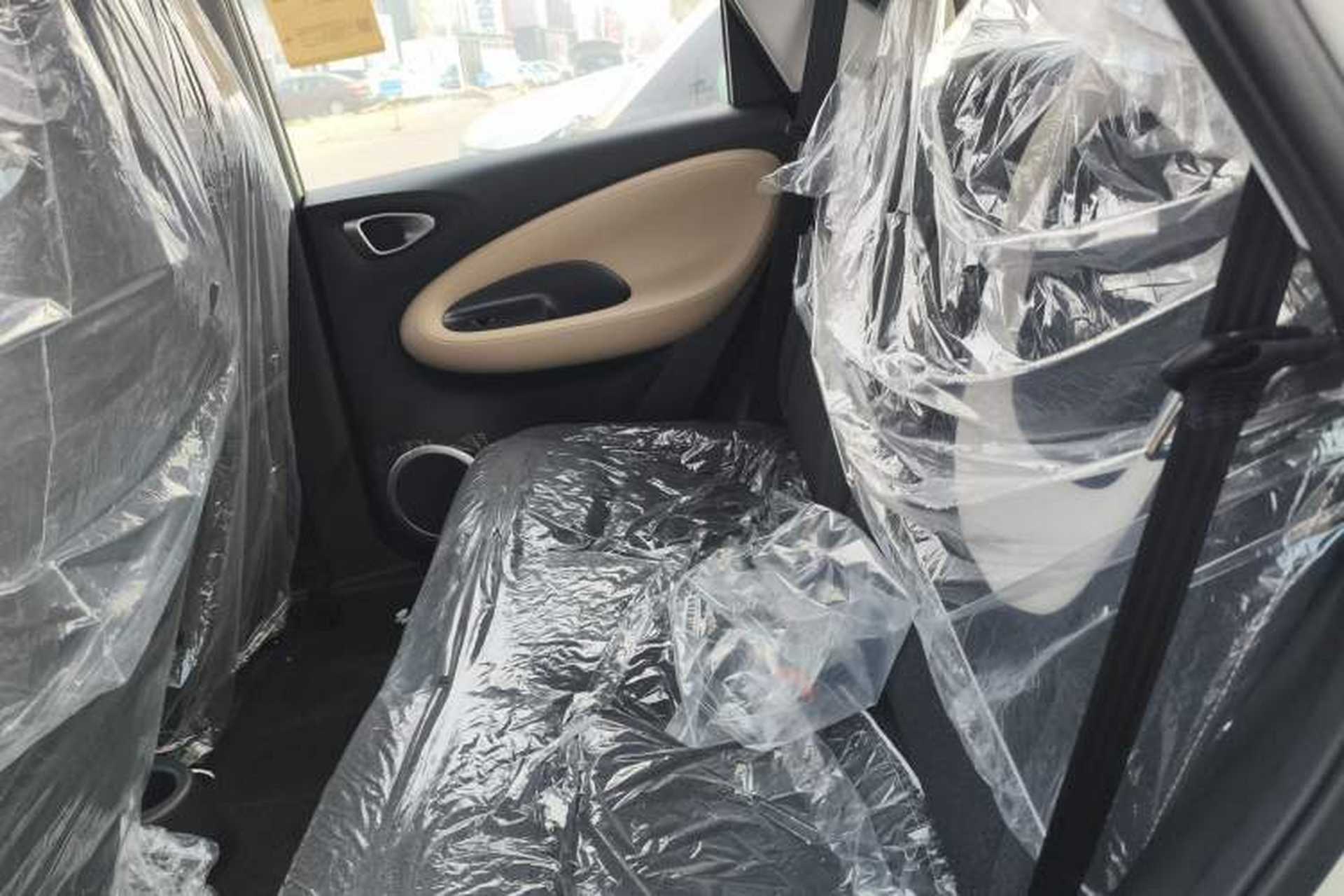 Used Wuling Bingo 2024 203km Light Edition Left Rear Seat