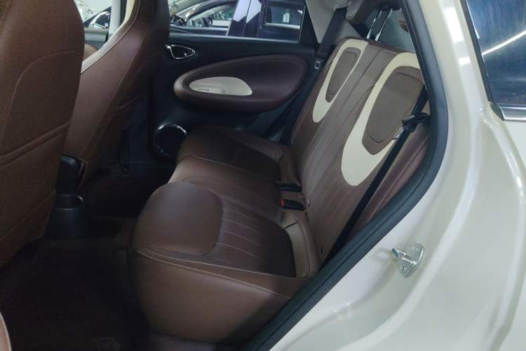 Used Wuling Bingo 2024 333 km Enjoyment Version Left Rear Seat
