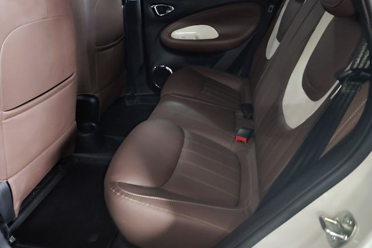 Used Wuling Bingo 2024 333 km Enjoyment Version Left Rear Seat