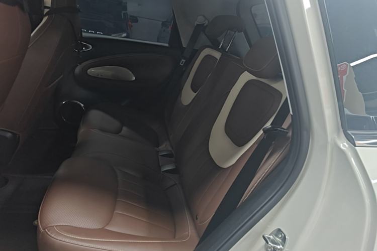 Used Wuling Bingo 2024 333 km Enjoyment Version Left Rear Seat