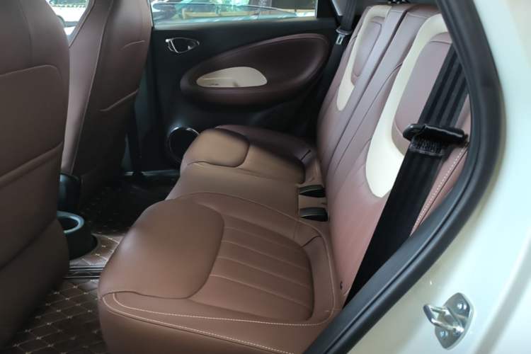 Used Wuling Bingo 2024 333 km Enjoyment Version Left Rear Seat
