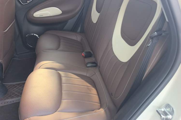 Used Wuling Bingo 2024 333 km Enjoyment Version Left Rear Seat