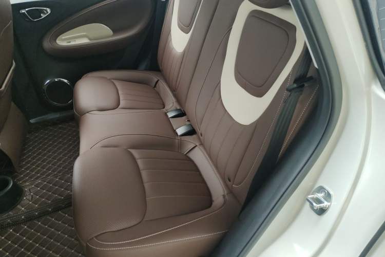 Used Wuling Bingo 2024 333 km Lingxi Connected Version Left Rear Seat