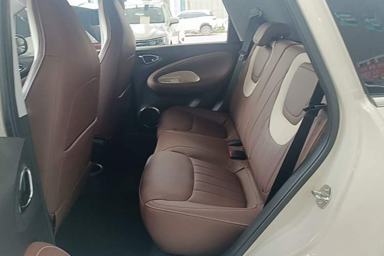 Used Wuling Bingo 2024 333 km Enjoyment Version Left Rear Seat