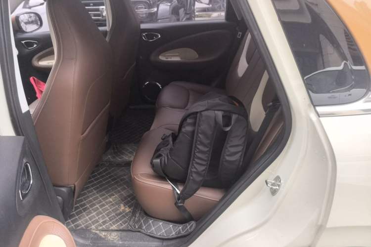 Used Wuling Bingo 2024 333 km Enjoyment Version Left Rear Seat