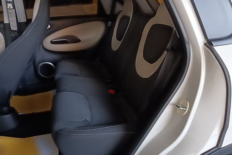 Used Wuling Bingo 2024 203km Light Edition Left Rear Seat