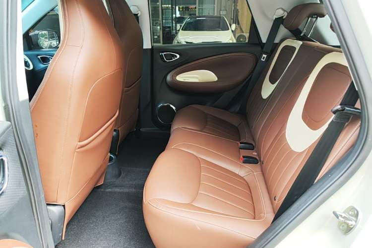 Used Wuling Bingo 2024 333 km Enjoyment Version Left Rear Seat