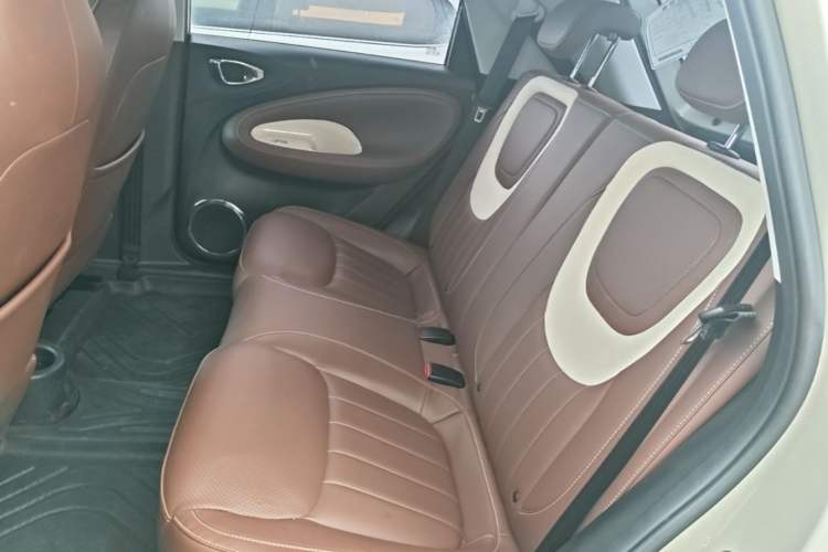 Used Wuling Bingo 2024 333 km Enjoyment Version Left Rear Seat