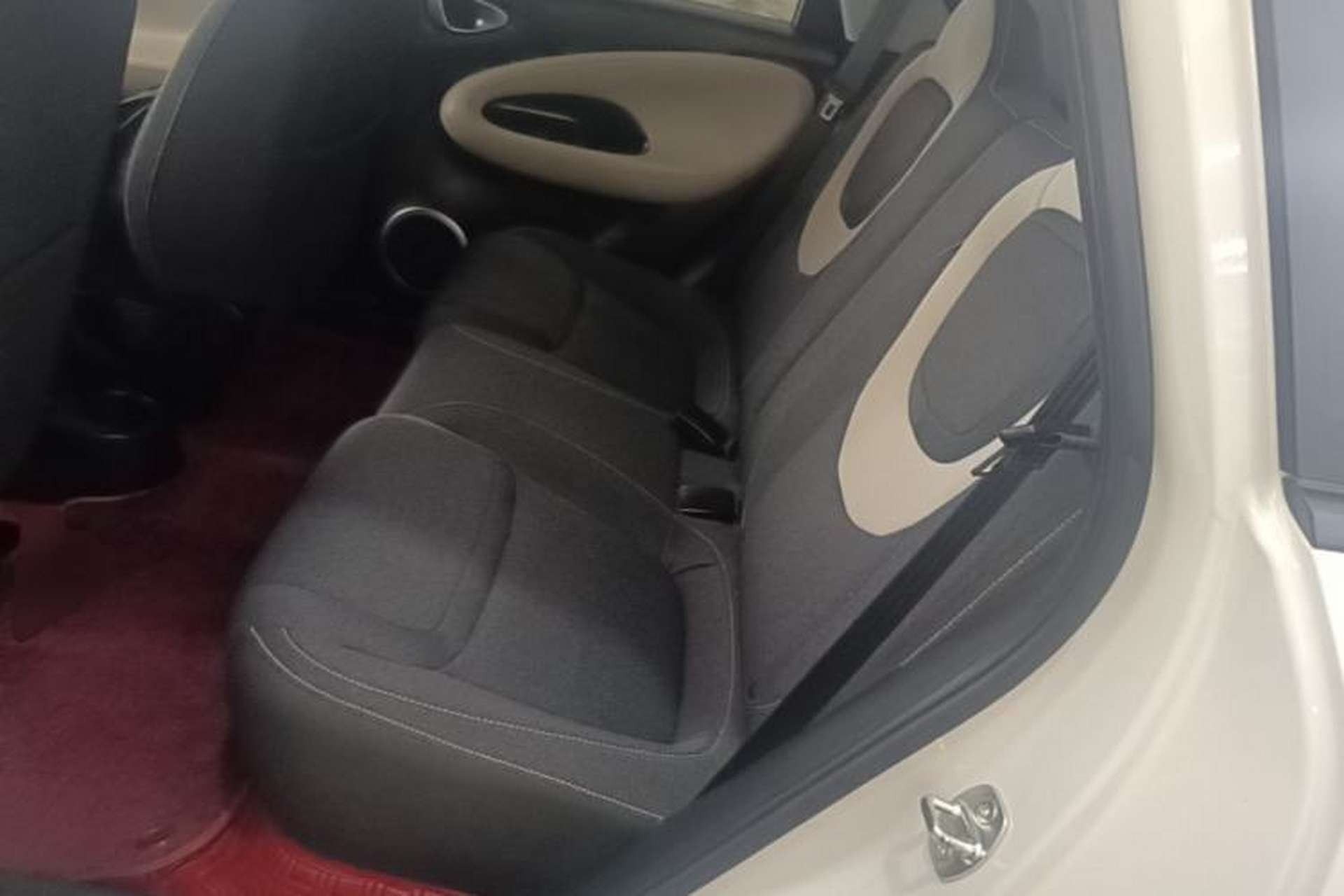 Used Wuling Bingo 2024 203km Light Edition Left Rear Seat