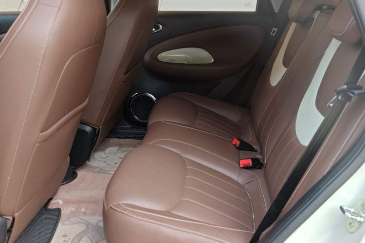 Used Wuling Bingo 2024 333 km Enjoyment Version Left Rear Seat