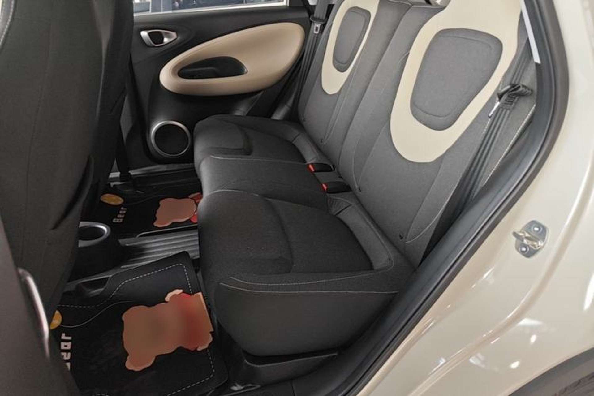 Used Wuling Bingo 2024 203km Light Edition Left Rear Seat
