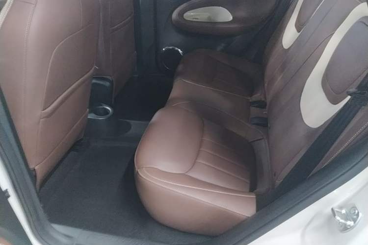 Used Wuling Bingo 2024 333 km Enjoyment Version Left Rear Seat