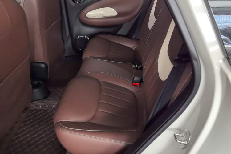 Used Wuling Bingo 2024 333 km Enjoyment Version Left Rear Seat