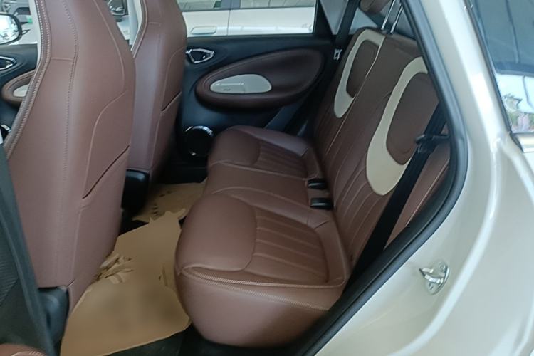 Used Wuling Bingo 2024 333 km Enjoyment Version Left Rear Seat