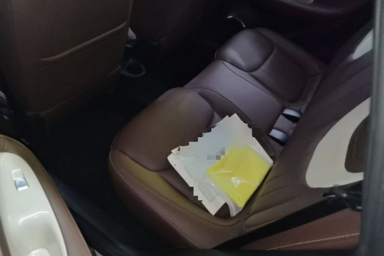 Used Wuling Bingo 2024 333 km Enjoyment Version Left Rear Seat