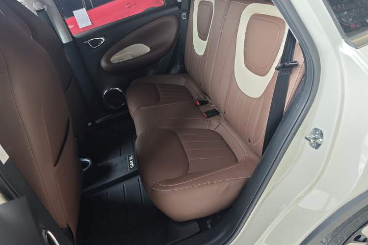 Used Wuling Bingo 2024 333 km Enjoyment Version Left Rear Seat