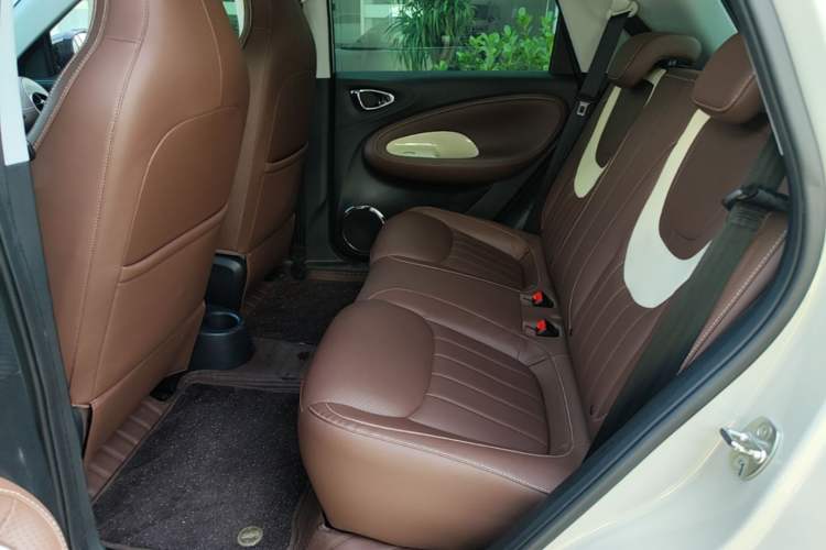 Used Wuling Bingo 2024 333 km Enjoyment Version Left Rear Seat