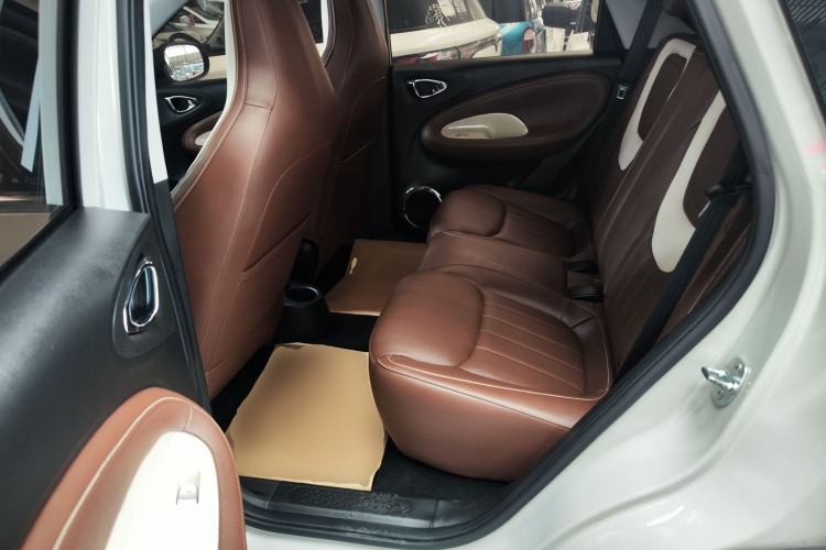 Used Wuling Bingo 2024 333 km Enjoyment Version Left Rear Seat