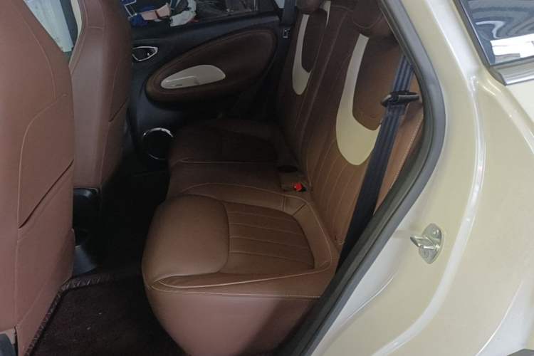 Used Wuling Bingo 2024 333 km Enjoyment Version Left Rear Seat