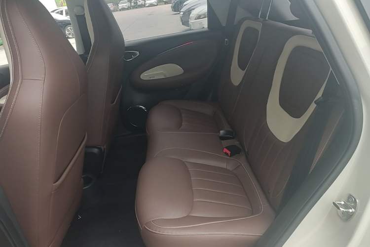 Used Wuling Bingo 2024 333 km Enjoyment Version Left Rear Seat