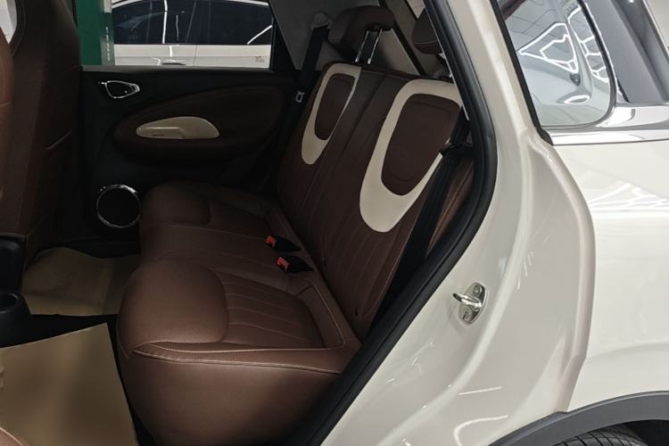 Used Wuling Bingo 2024 333 km Enjoyment Version Left Rear Seat