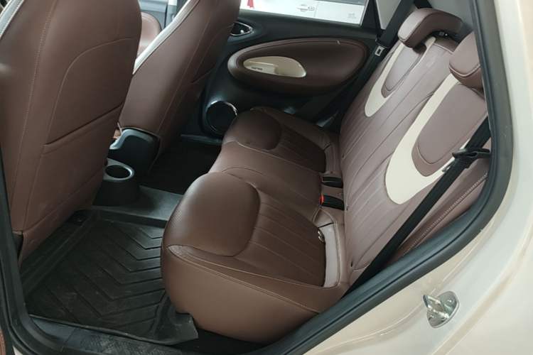 Used Wuling Bingo 2024 333 km Enjoyment Version Left Rear Seat