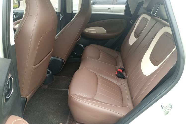 Used Wuling Bingo 2024 333 km Enjoyment Version Left Rear Seat