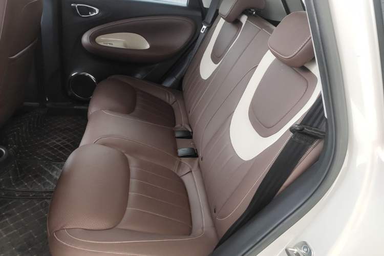 Used Wuling Bingo 2024 333 km Enjoyment Version Left Rear Seat