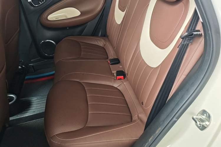 Used Wuling Bingo 2024 333 km Enjoyment Version Left Rear Seat
