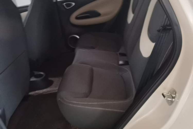 Used Wuling Bingo 2024 203km Light Edition Left Rear Seat