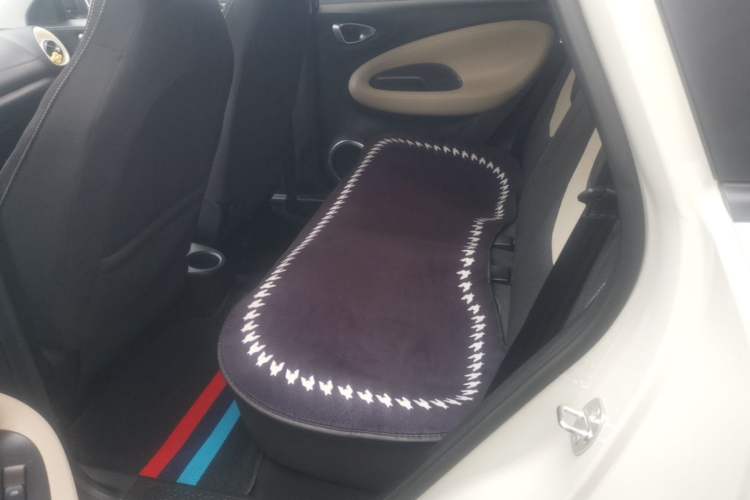 Used Wuling Bingo 2024 203km Light Edition Left Rear Seat